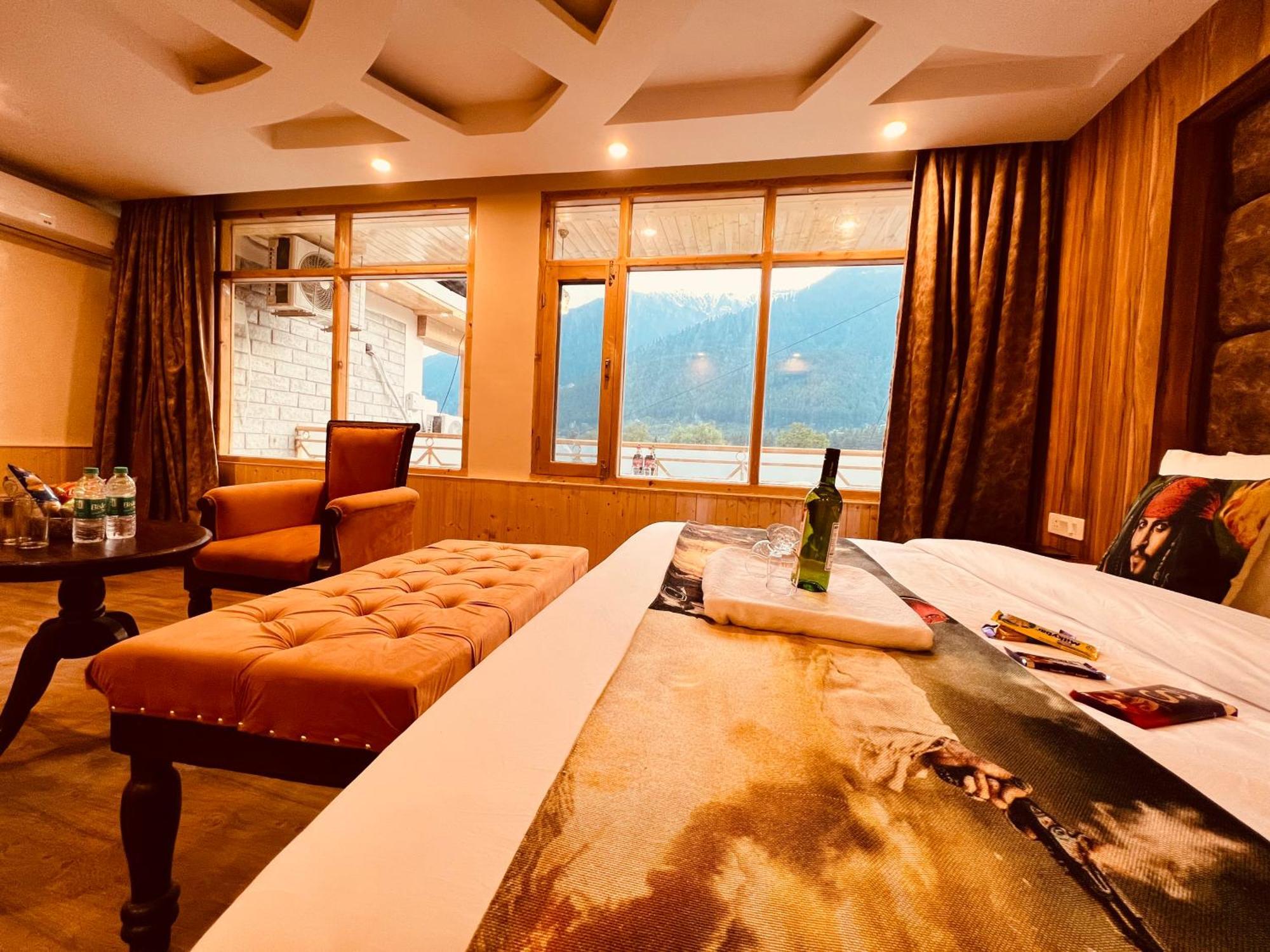 West Western Resort Manali #Neartomallroad #Gym #Lawn #Playingzone #Pooltable #Kidsfriendly #Mountainview #Tabletennis #Familyfriendly #Privateparking Exterior photo