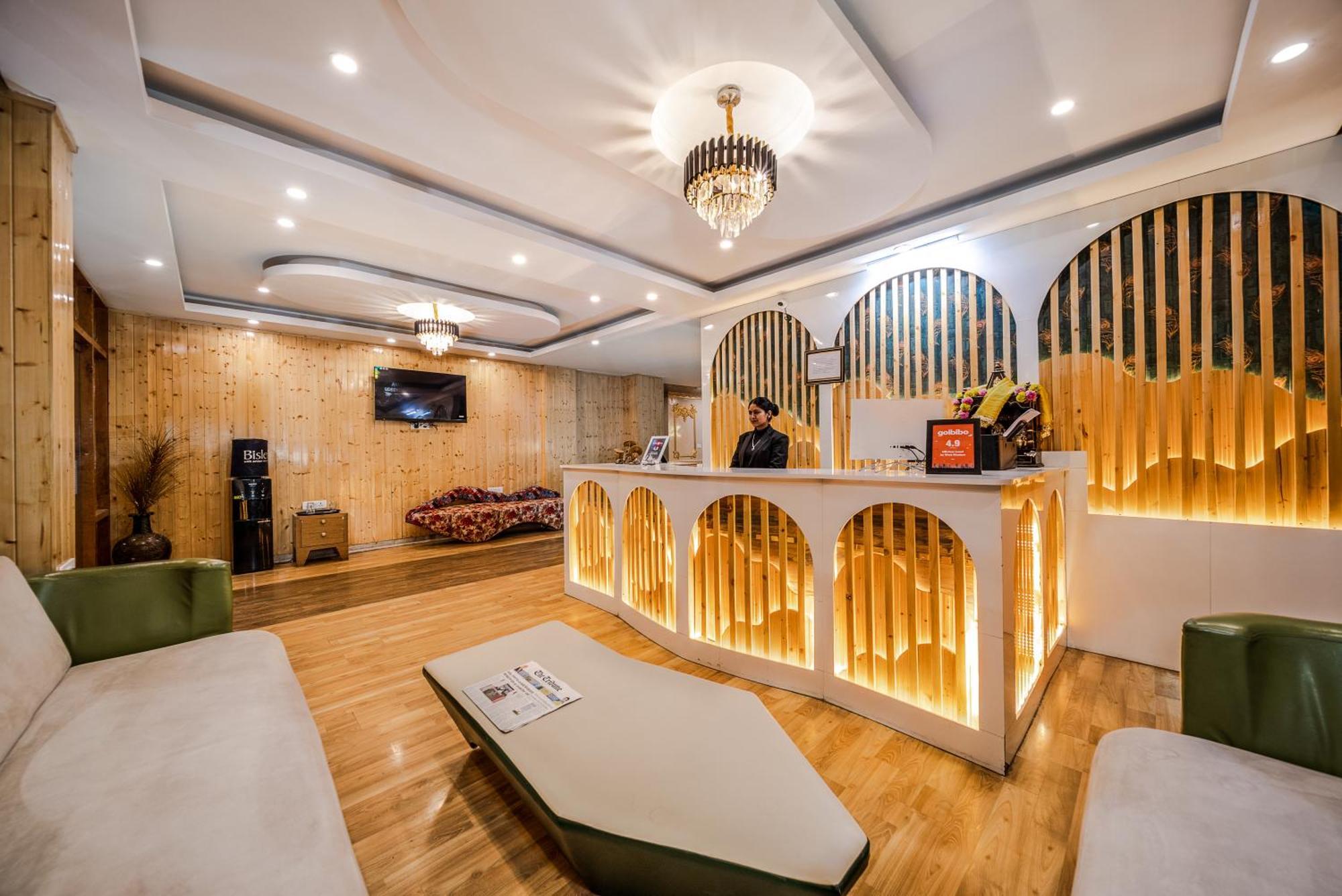West Western Resort Manali #Neartomallroad #Gym #Lawn #Playingzone #Pooltable #Kidsfriendly #Mountainview #Tabletennis #Familyfriendly #Privateparking Exterior photo
