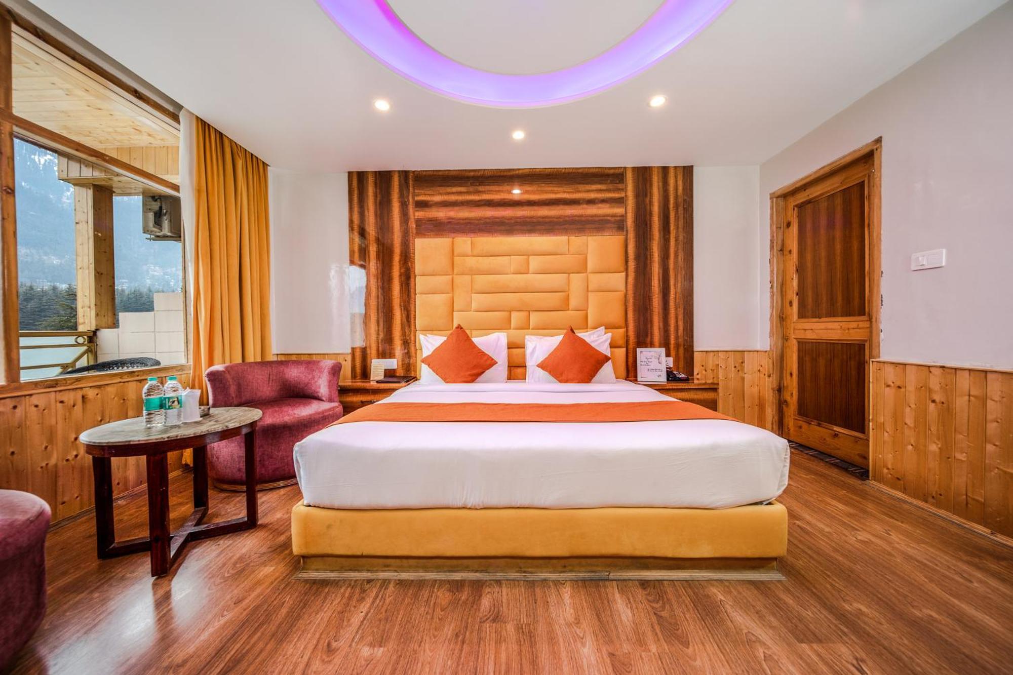 West Western Resort Manali #Neartomallroad #Gym #Lawn #Playingzone #Pooltable #Kidsfriendly #Mountainview #Tabletennis #Familyfriendly #Privateparking Exterior photo