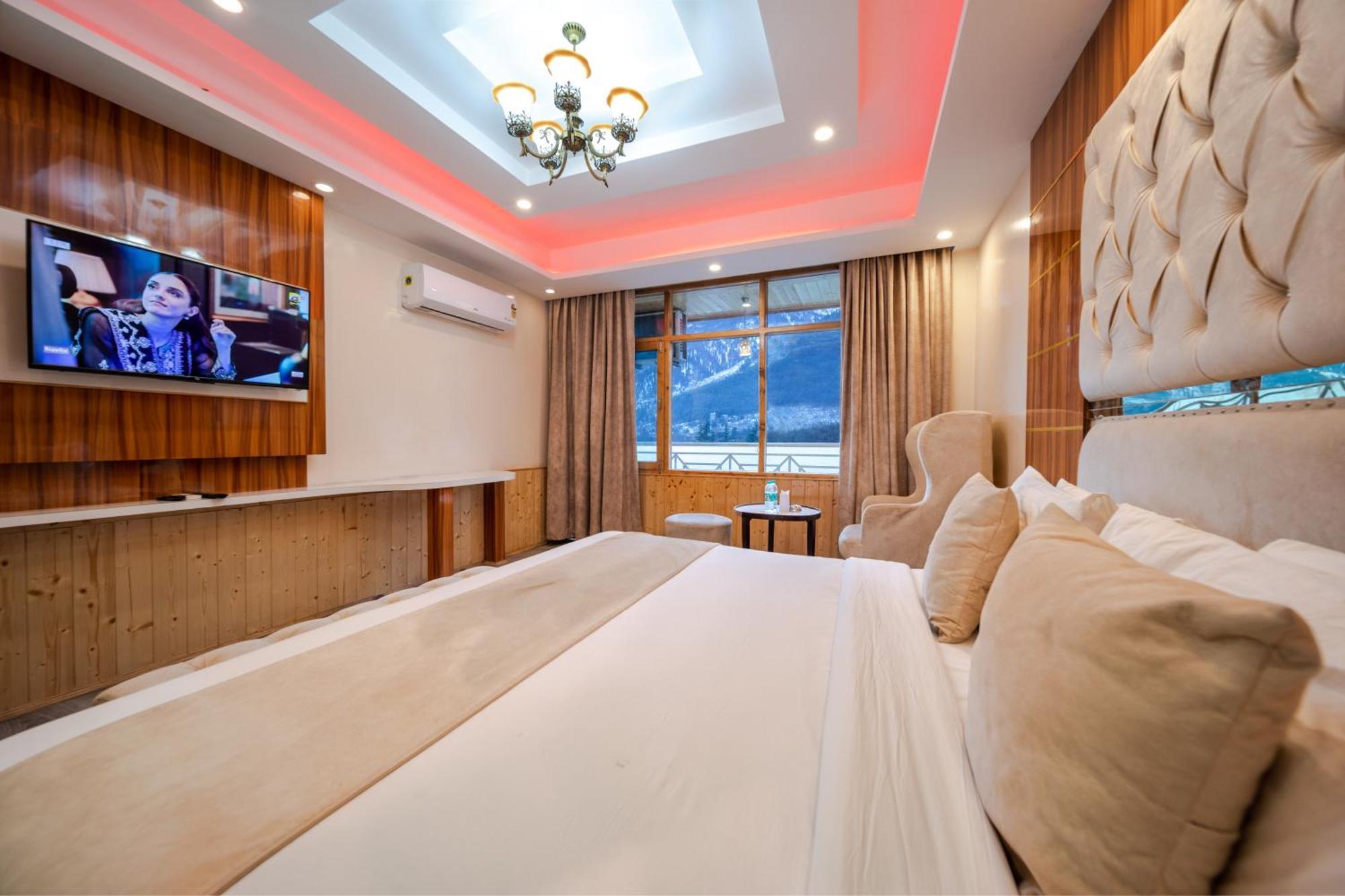 West Western Resort Manali #Neartomallroad #Gym #Lawn #Playingzone #Pooltable #Kidsfriendly #Mountainview #Tabletennis #Familyfriendly #Privateparking Exterior photo