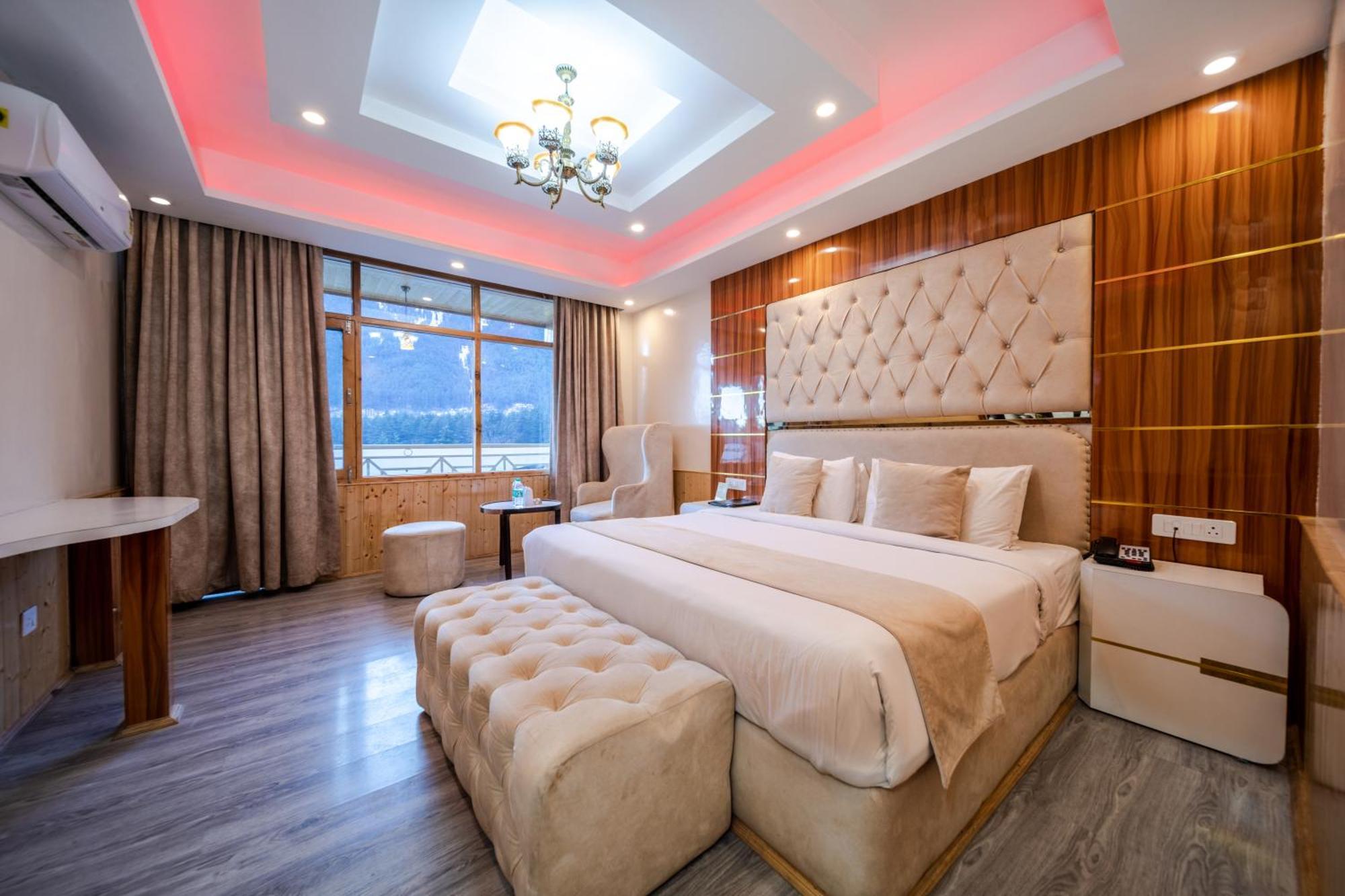 West Western Resort Manali #Neartomallroad #Gym #Lawn #Playingzone #Pooltable #Kidsfriendly #Mountainview #Tabletennis #Familyfriendly #Privateparking Exterior photo